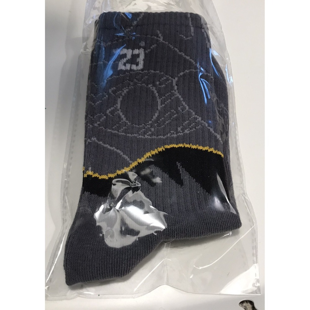 Number Pattern Crew Socks